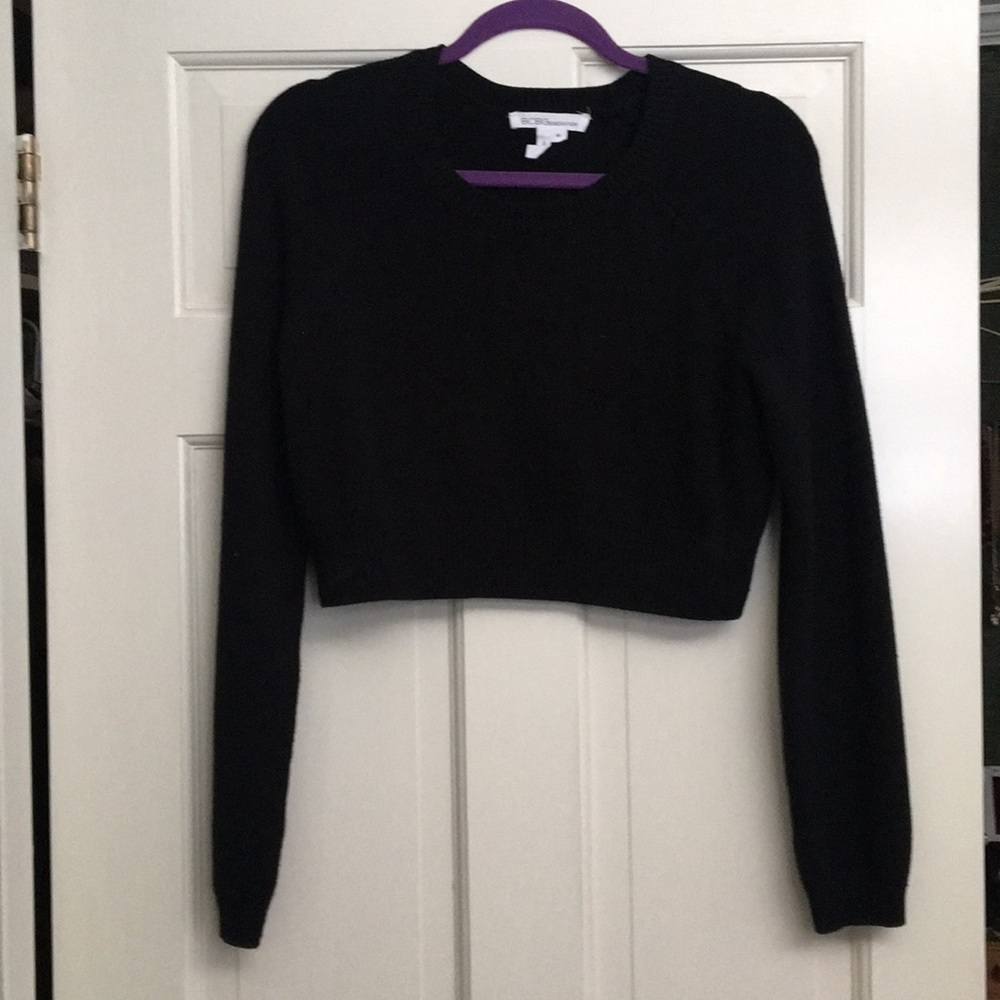 BCBGeneration medium black crop sweater